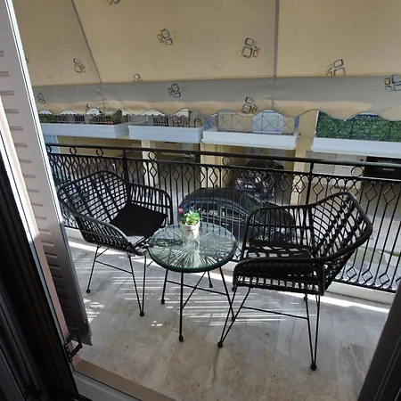 Chrysiida Luxury Apt, Stroll To Center Apartamento