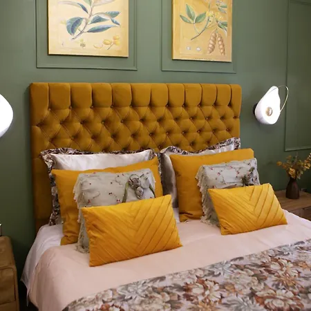 Chrysiida Luxury Apt, Stroll To Center 公寓